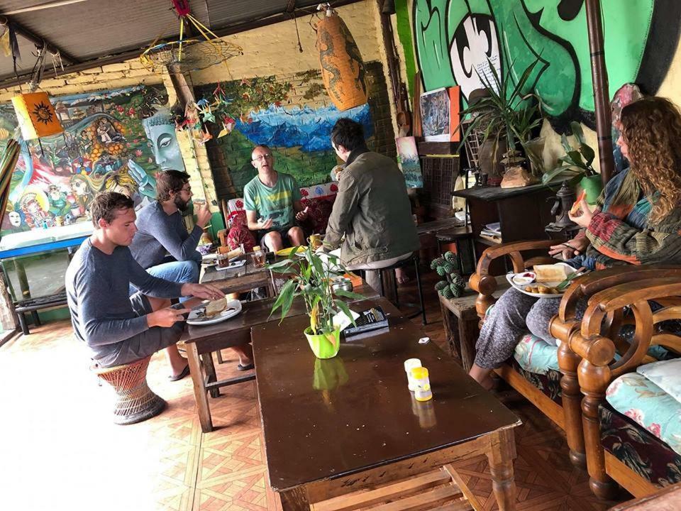 Hostel The Nepali Hive Kathmandu Exterior foto